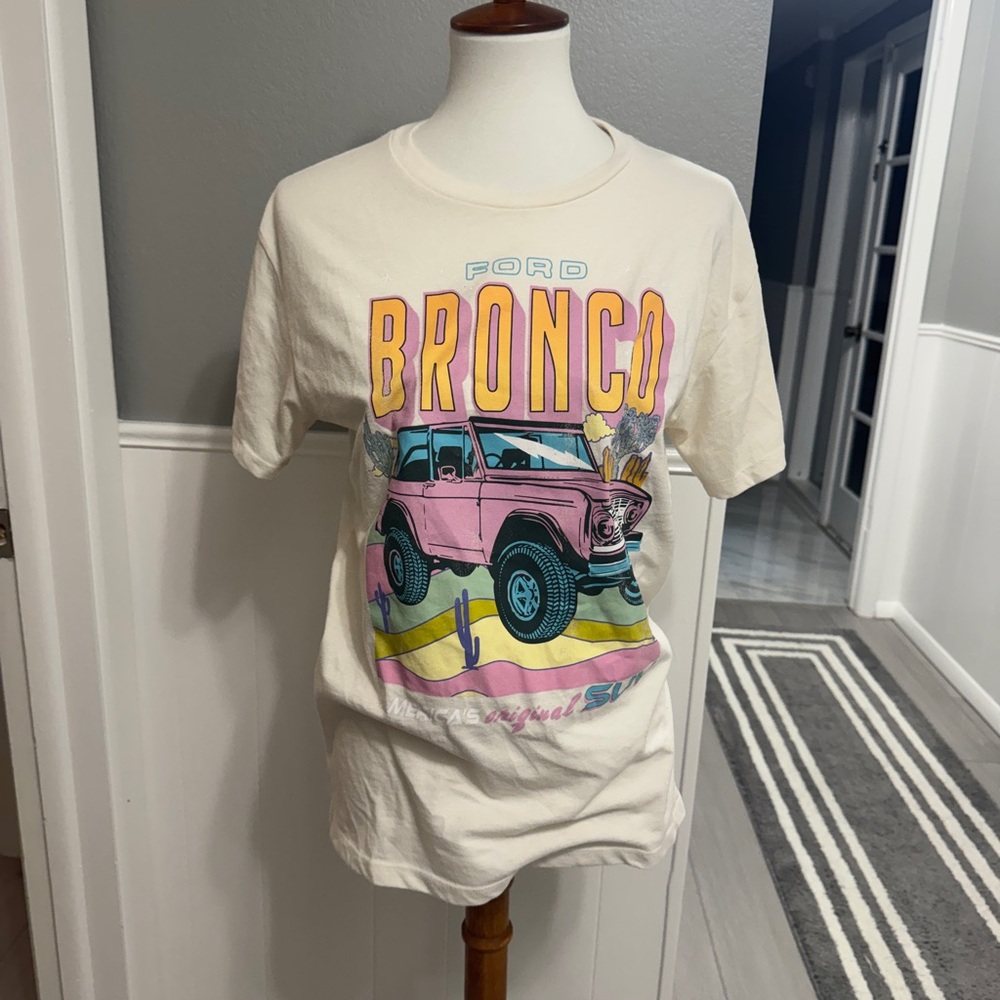 Ford Bronco Graphic T-Shirt Size L